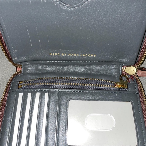 Marc By Marc Jacobs Wallet - Picture 8 of 8